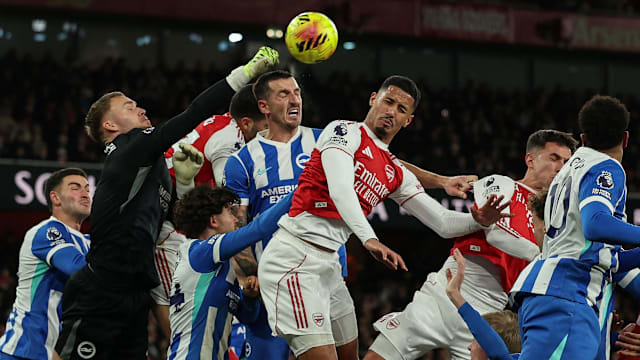 继沧州、广州解散后，中超又现大雷！欠税上亿，这3支球队存亡一线（沧州、广州解散余波未平，中超再起风暴：上亿税款未缴，三队命悬一线）