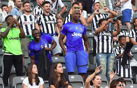 本菲卡遇苦主仍难翻身 数据示切尔西小胜晋级（本菲卡难破苦主魔咒，数据看好切尔西小胜晋级）