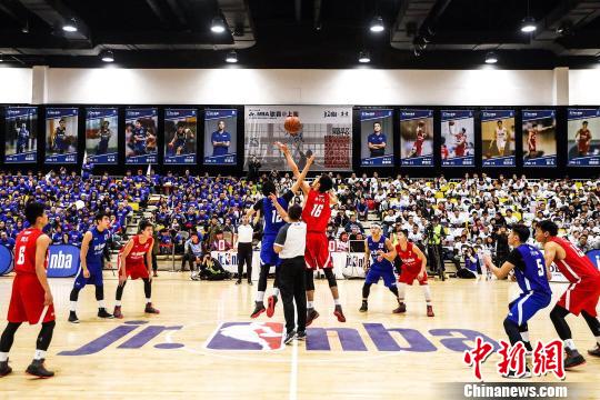 旧金山大学遭3连败！王俊杰首发登场7中3得到8分1板2助（旧金山大学遭遇三连败，王俊杰首发出战7投3中砍下8分1板2助）