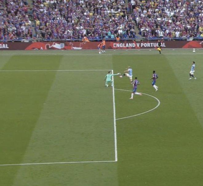 罗马诺：利物浦与曼城有意塞门约；埃斯特旺未来可能踢10号位（罗马诺称：利物浦与曼城追逐塞门约，埃斯特旺未来或司职10号位）