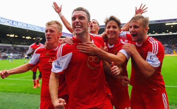 国乒新增一位世界冠军！林诗栋全勤 王楚钦三线作战