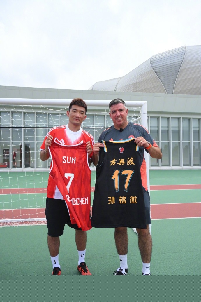 神户主帅：申花球员个人能力非常突出，反击和高球都很有威胁（神户主帅：申花个人能力强，反击与高空球威胁十足）